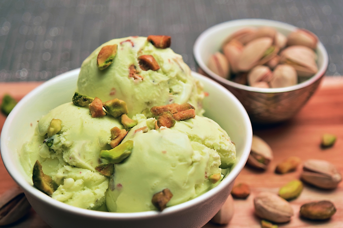 Pistachio ice cream topped with roasted pistachios