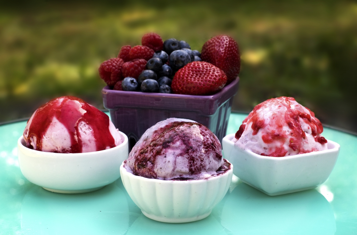 Berry ice creams with fresh summer berries