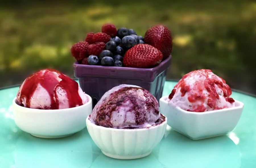 Berry ice creams with fresh summer berries